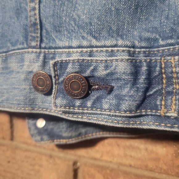 Levi's Original Trucker Jacket Med Wash Blue Denim - Women's Size S - Picture 4 of 11
